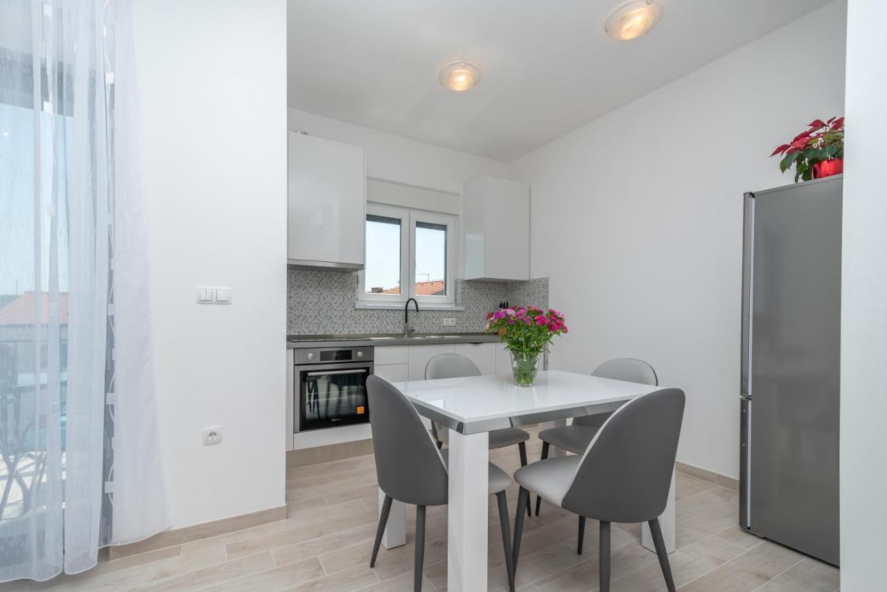 Apartman Pjer Trogir Exteriör bild